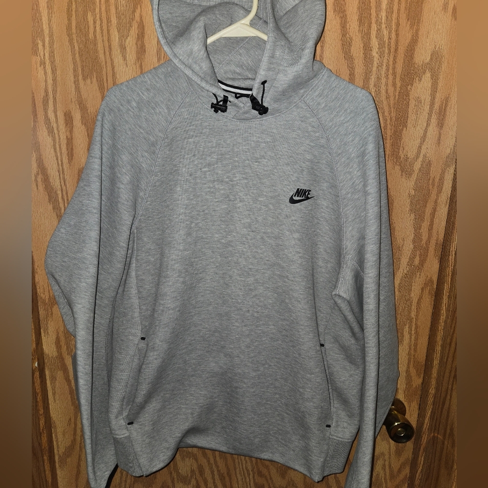 Nike Tech Men's Gray Hoodie